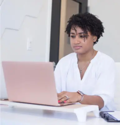 Nadia Tazi - Expert Sécurité Android certifiée OWASP